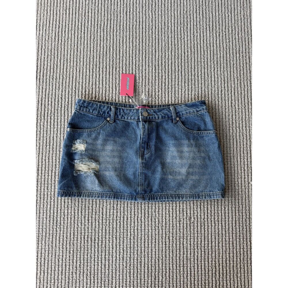NWT Edikted Distressed Low Rise Denim Micro Mini Skirt Size L